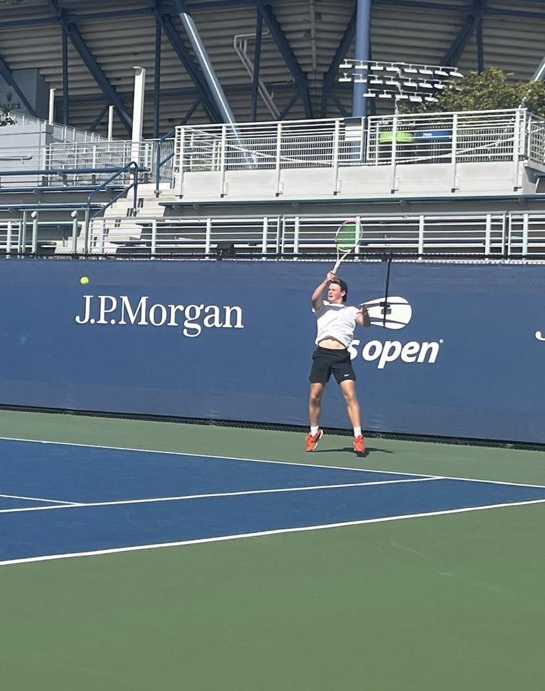 Roman Gonzalez-Leeks