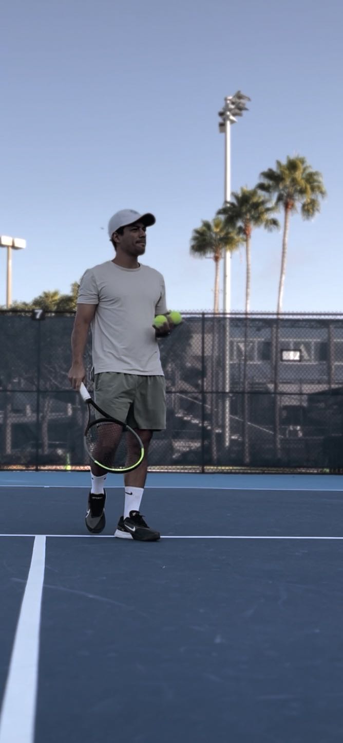 Luis Gustavo Cabizuca de Oliveira