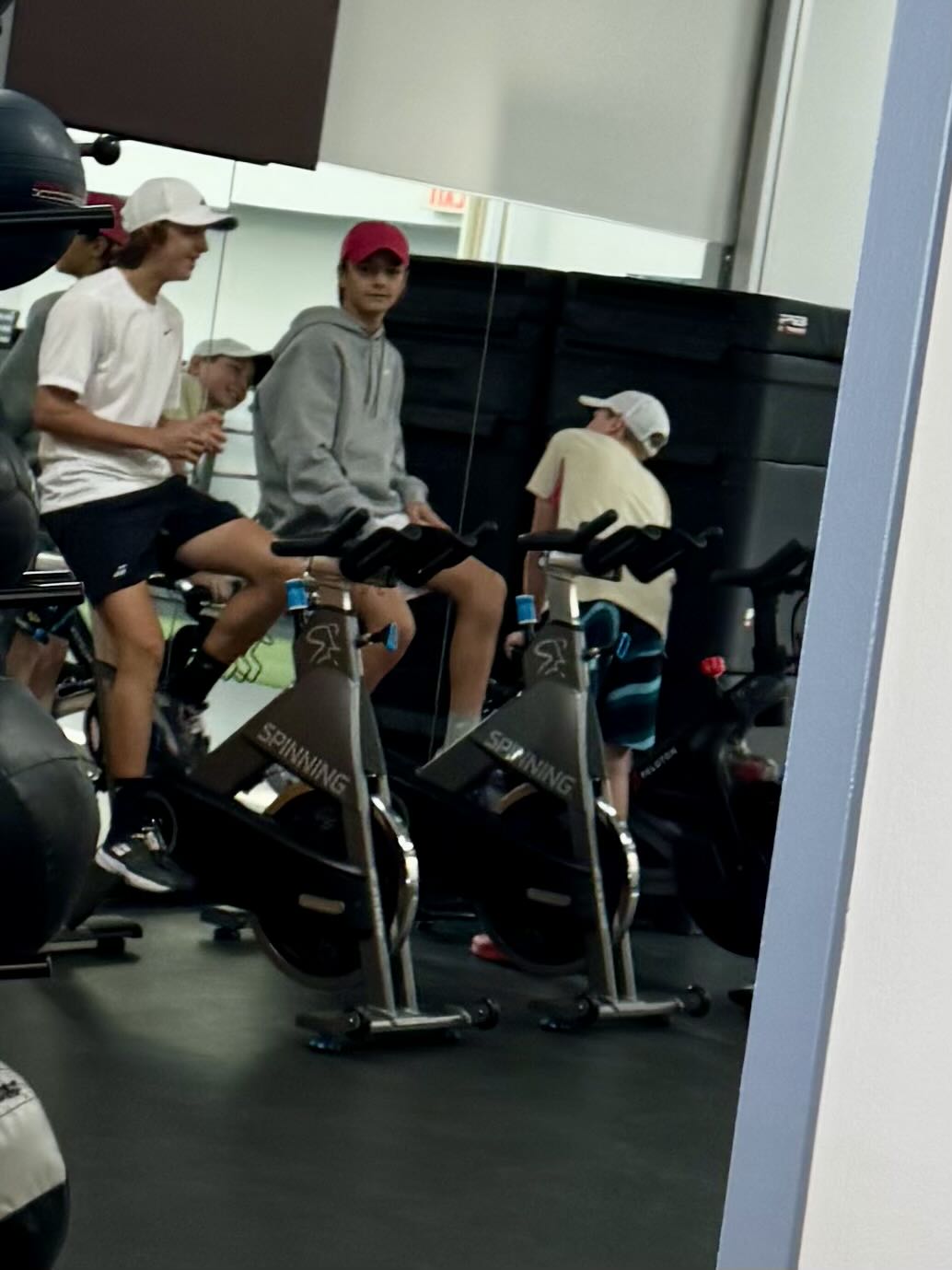 Luka Brdar Sarrabezolles