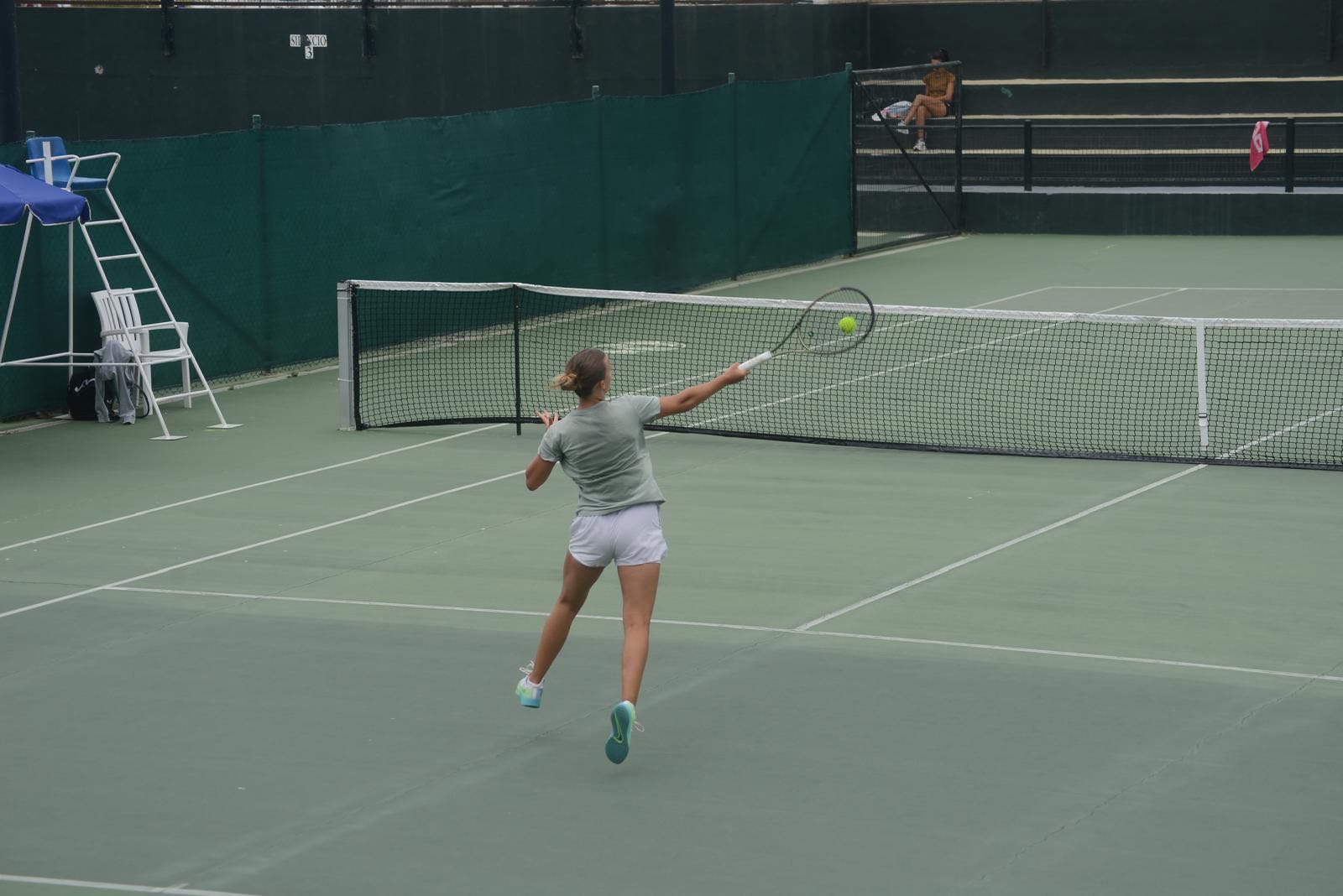 KRISTIN LUCAS CACERES