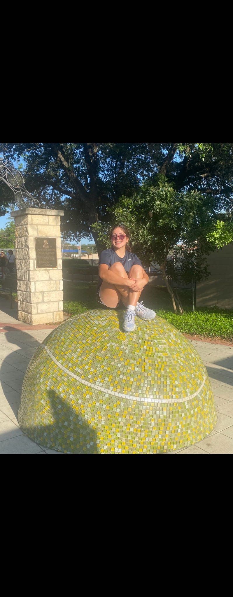 Maria Carolina De Leon