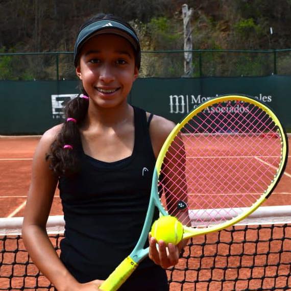 Luciana Paredes Silva