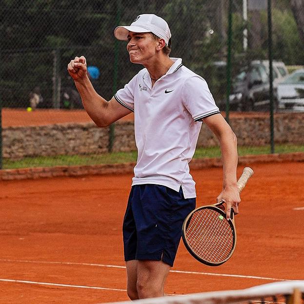 Mathias Lescano-Vecchi